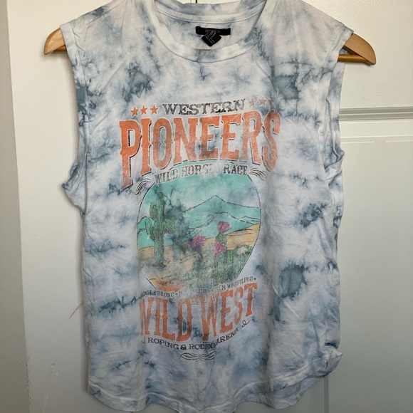 Tye dye muscle tank top - Picture 4 of 6